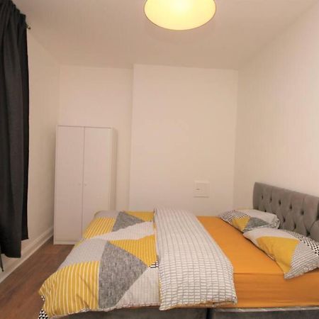 Ideal 2 Bed Flat Close To City Apartment London Exterior photo